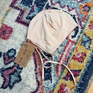 NWT, The Simple Folk- the essential bonnet, blush, 6/12 months